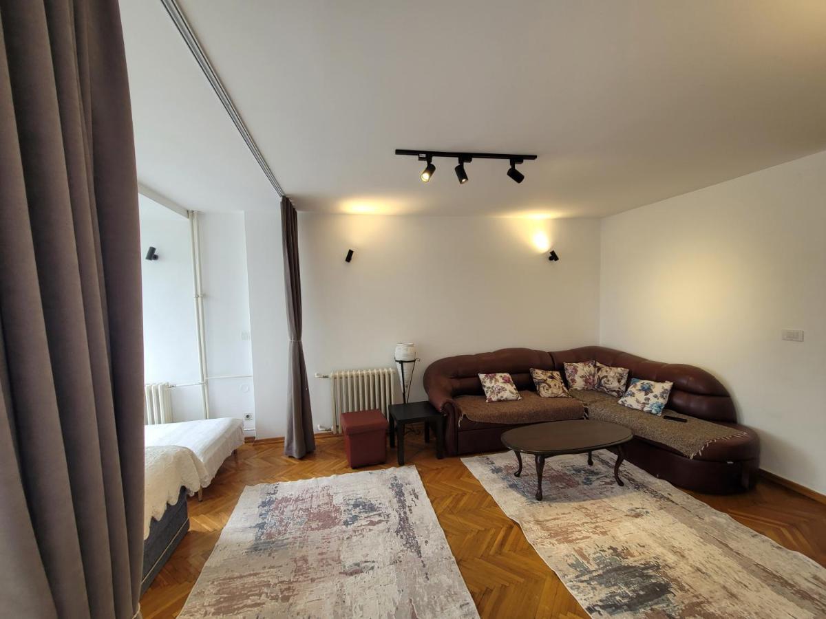 Appartment In Exellent Location Skopje Eksteriør bilde